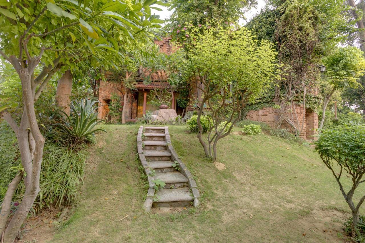 Hostie Chinar Haveli - Heritage Home With Pool, 古尔冈 外观 照片