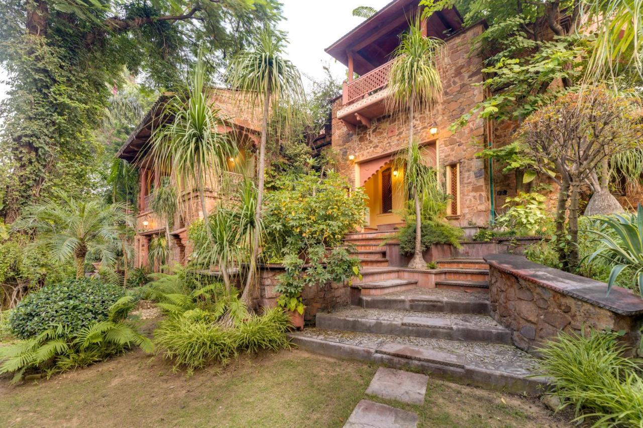 Hostie Chinar Haveli - Heritage Home With Pool, 古尔冈 外观 照片