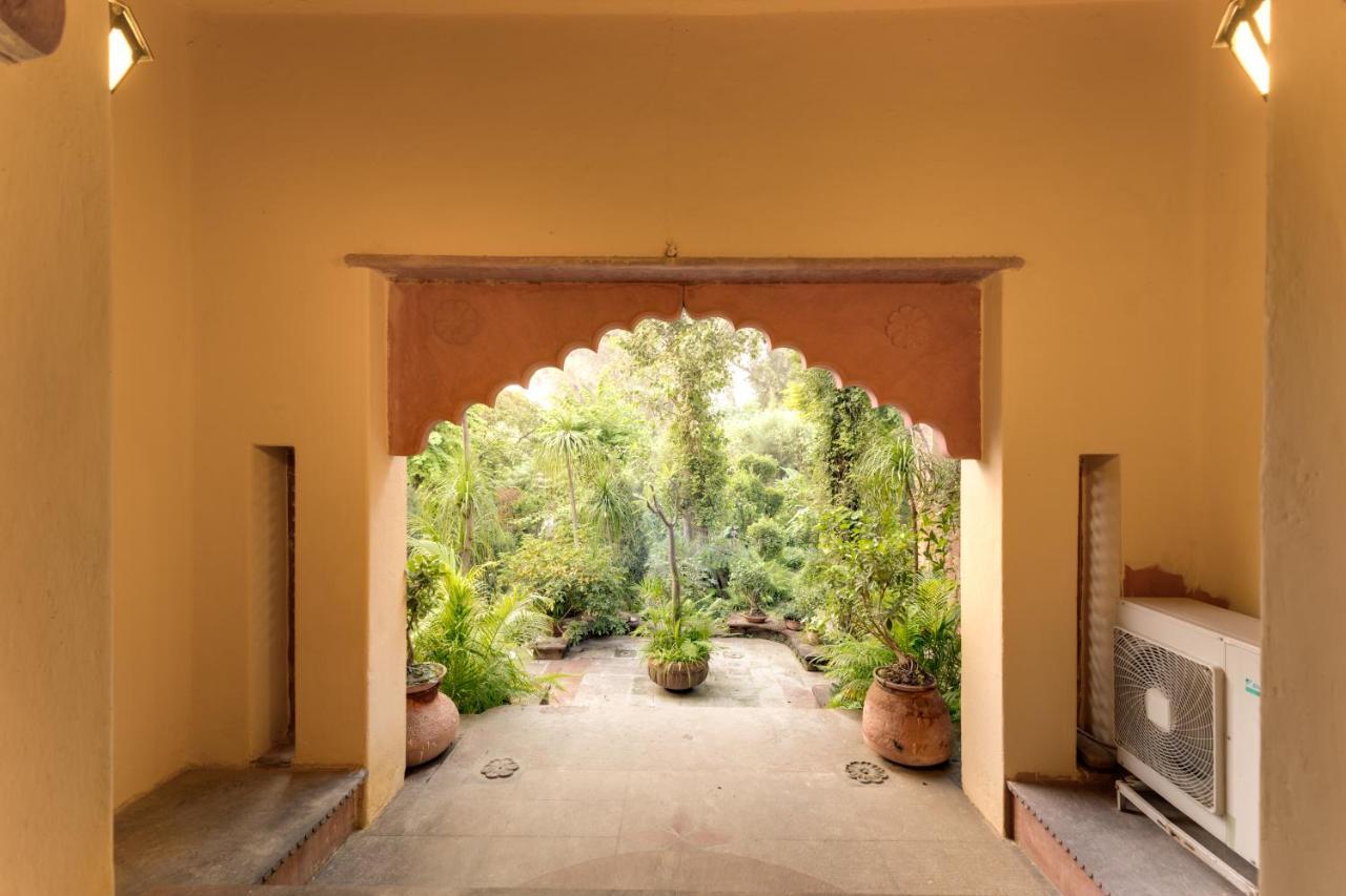 Hostie Chinar Haveli - Heritage Home With Pool, 古尔冈 外观 照片