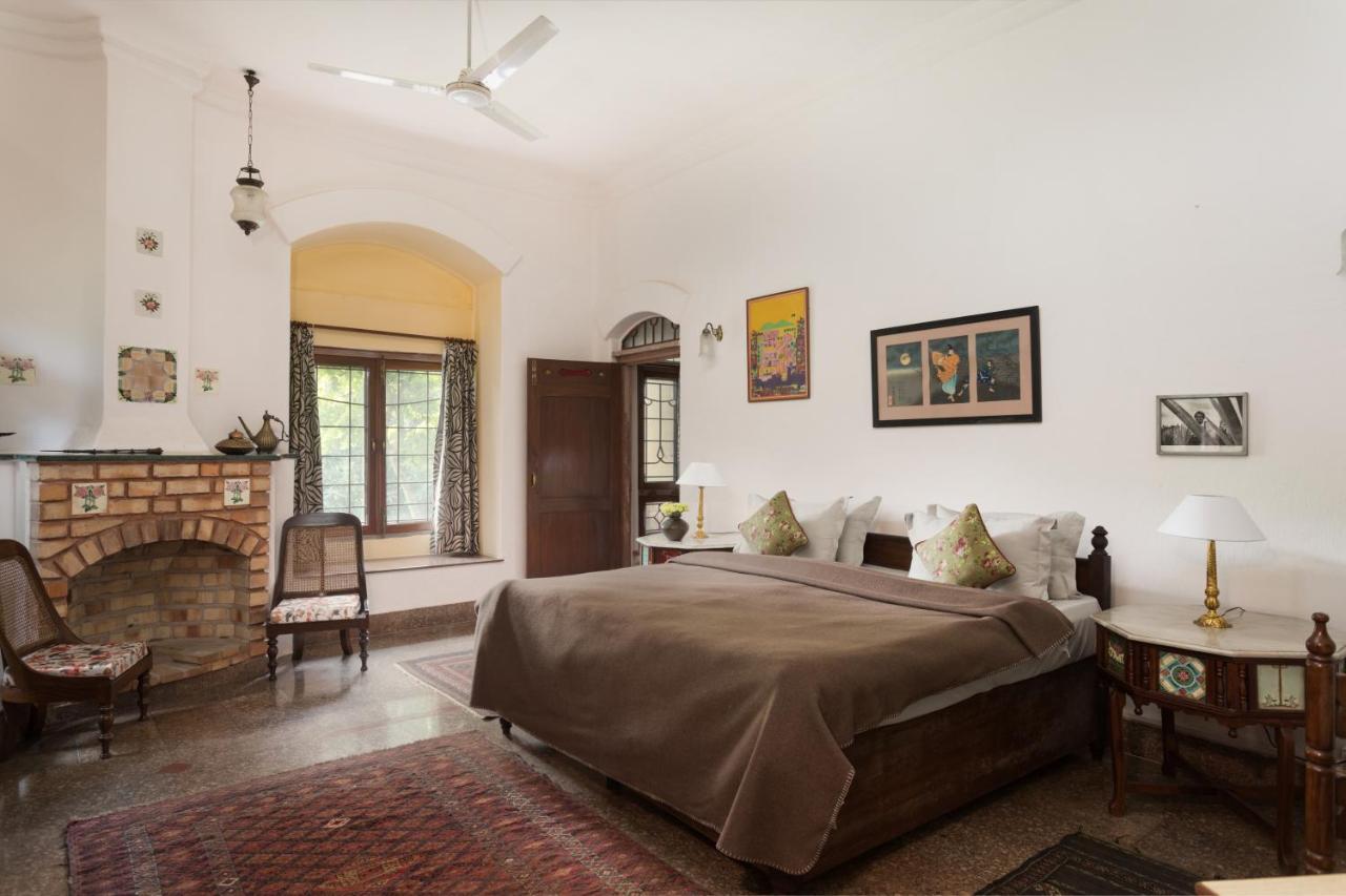 Hostie Chinar Haveli - Heritage Home With Pool, 古尔冈 外观 照片