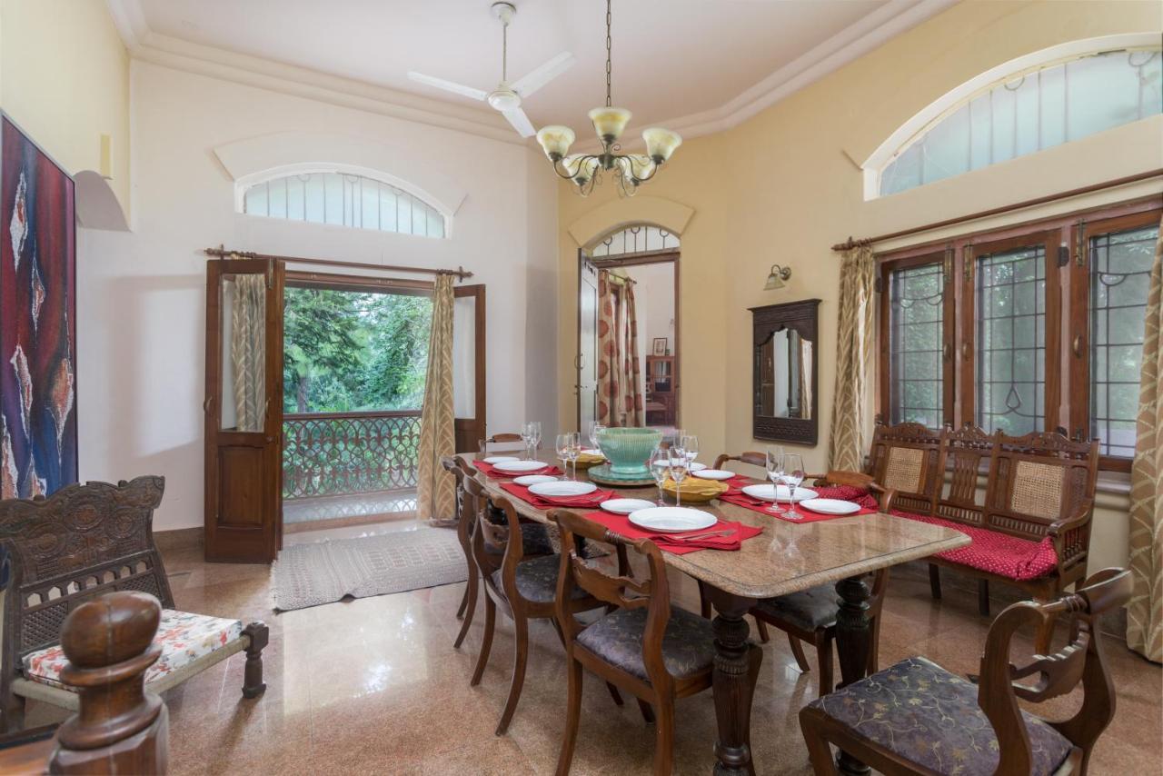Hostie Chinar Haveli - Heritage Home With Pool, 古尔冈 外观 照片