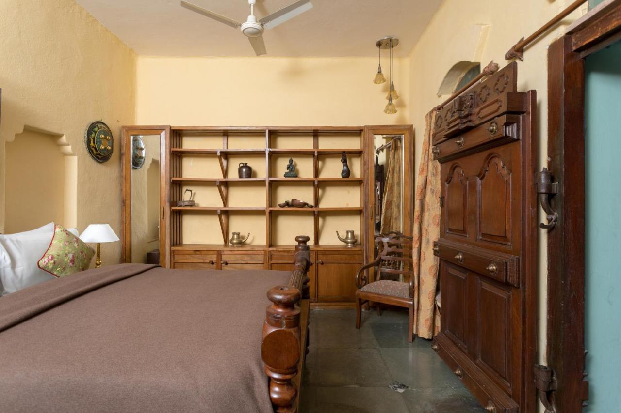 Hostie Chinar Haveli - Heritage Home With Pool, 古尔冈 外观 照片