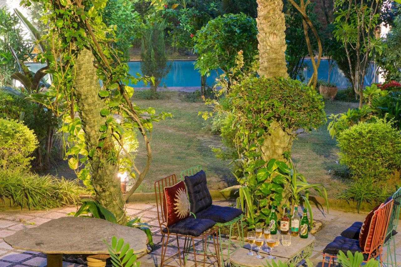 Hostie Chinar Haveli - Heritage Home With Pool, 古尔冈 外观 照片