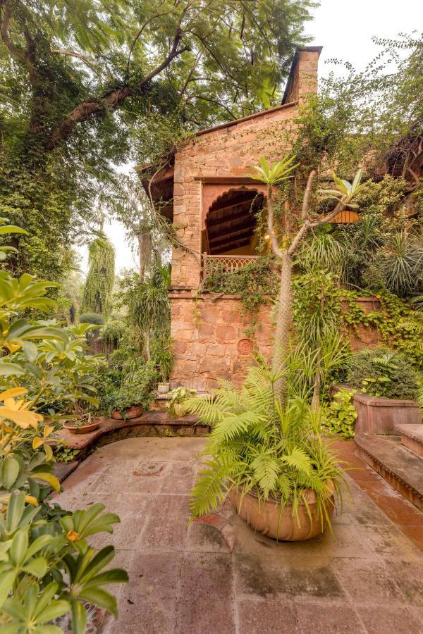Hostie Chinar Haveli - Heritage Home With Pool, 古尔冈 外观 照片