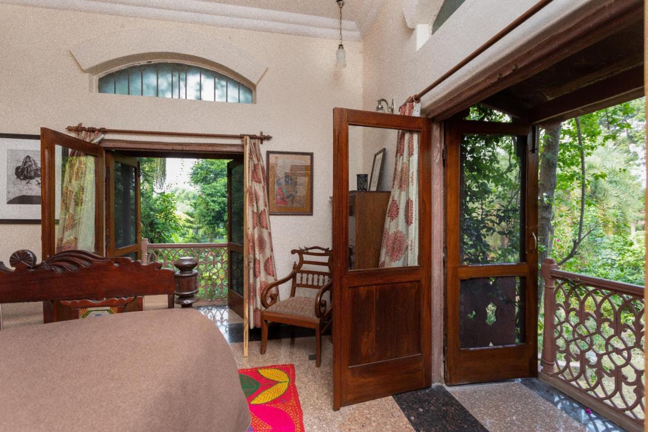Hostie Chinar Haveli - Heritage Home With Pool, 古尔冈 外观 照片